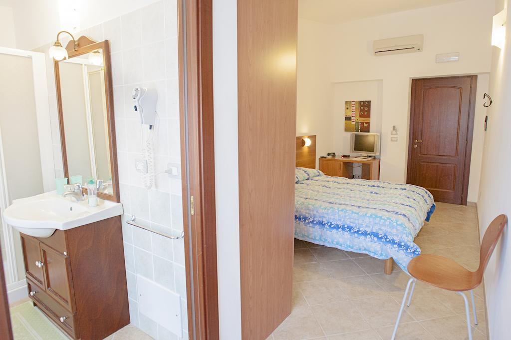 Bonsai B&B Alghero Santa Maria la Palma Kültér fotó